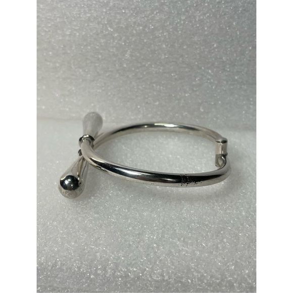 SOLD! Vintage Mexico 925 Sterling Silver Bypass Design Bangle Bracelet 6.75” - Picture 4 of 10